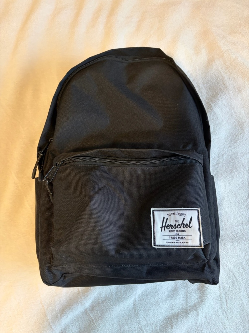 Herschel Supply Company Classic Black Backpack - Picture 2 of 13
